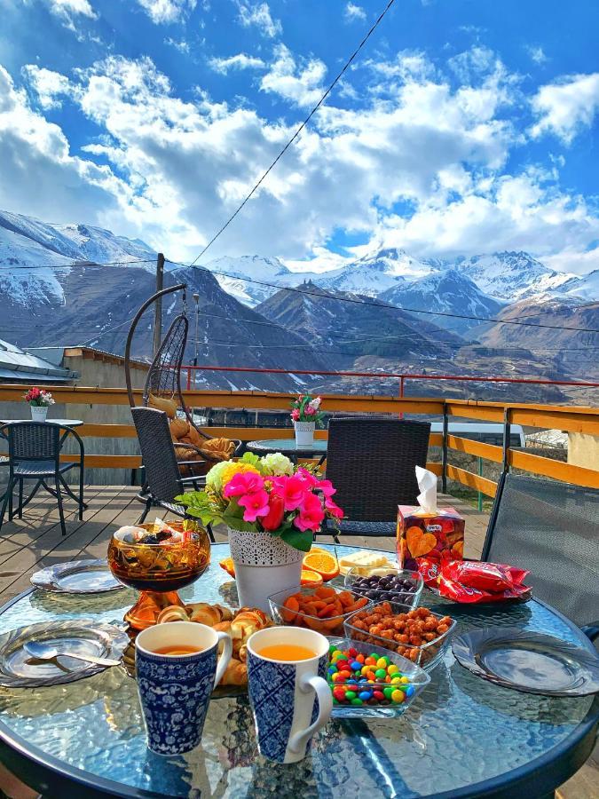 Hotel Elia Kazbegi Exterior photo