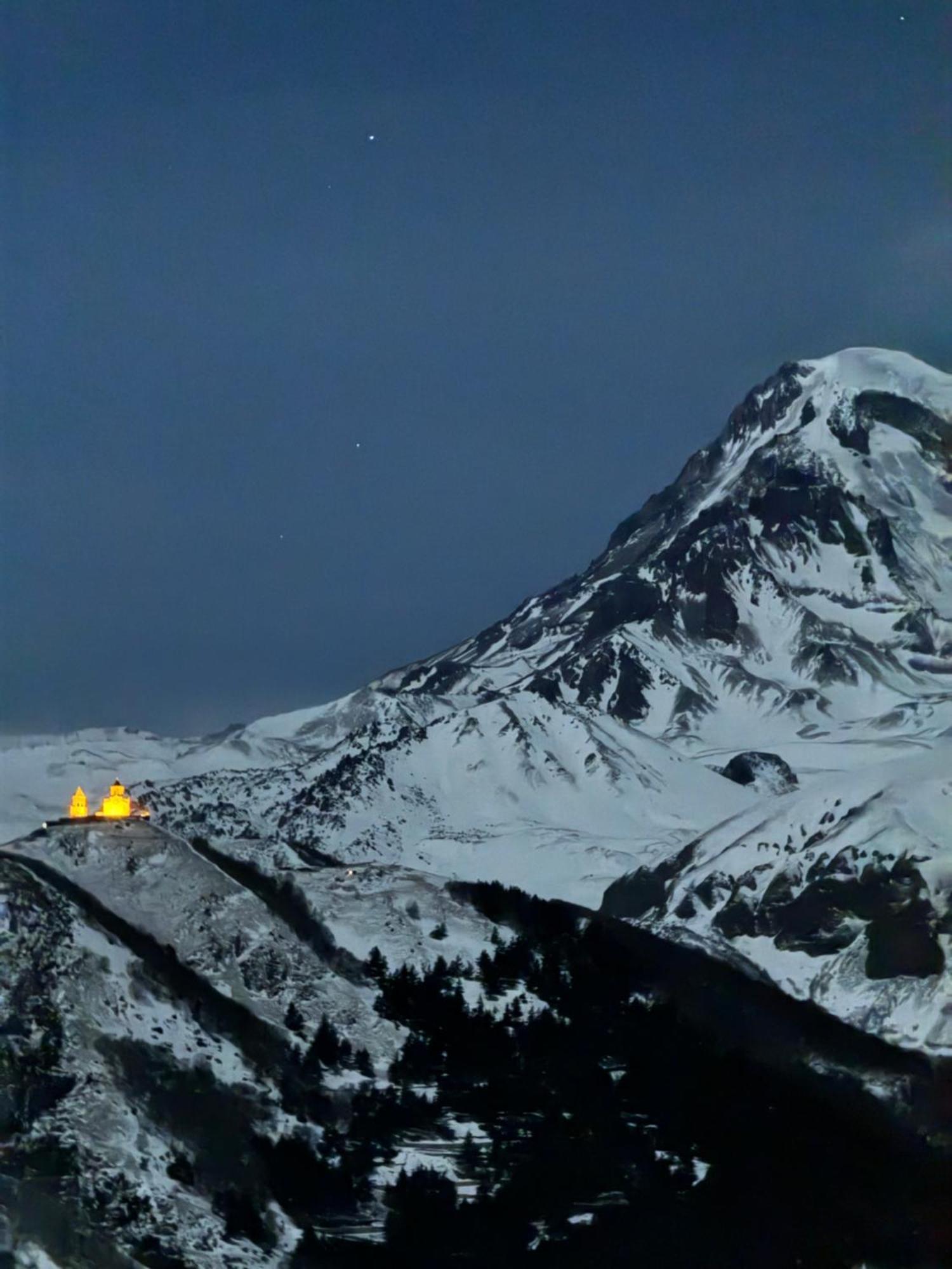Hotel Elia Kazbegi Exterior photo